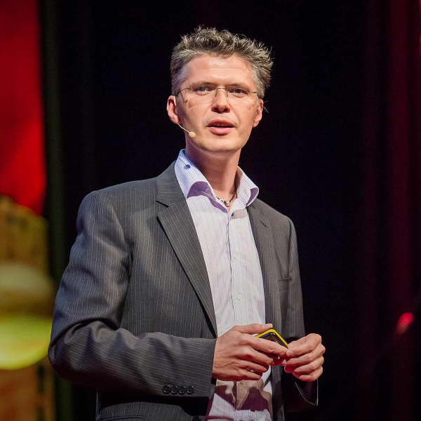 Charles Robertson, CFA Society Poland Annual Conference