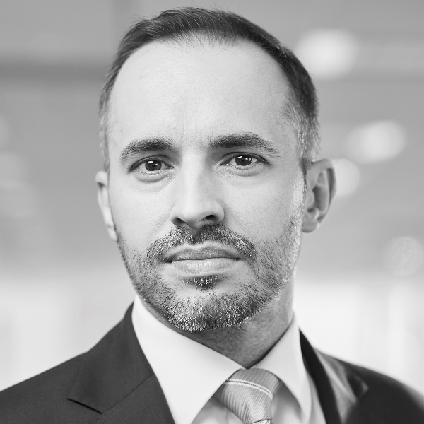 Sylwester Urbanek, CFA, CFA Society Poland Annual Conference